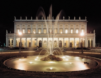 Night view of the facade