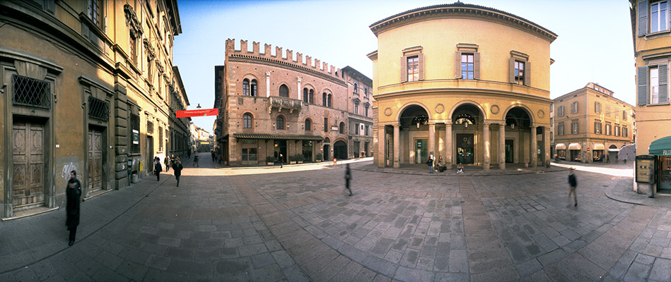 Piazza Battisti (Piazza del Monte)