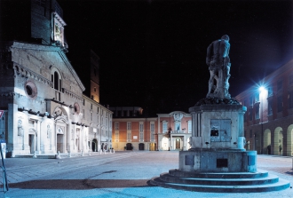 The Piazza at night